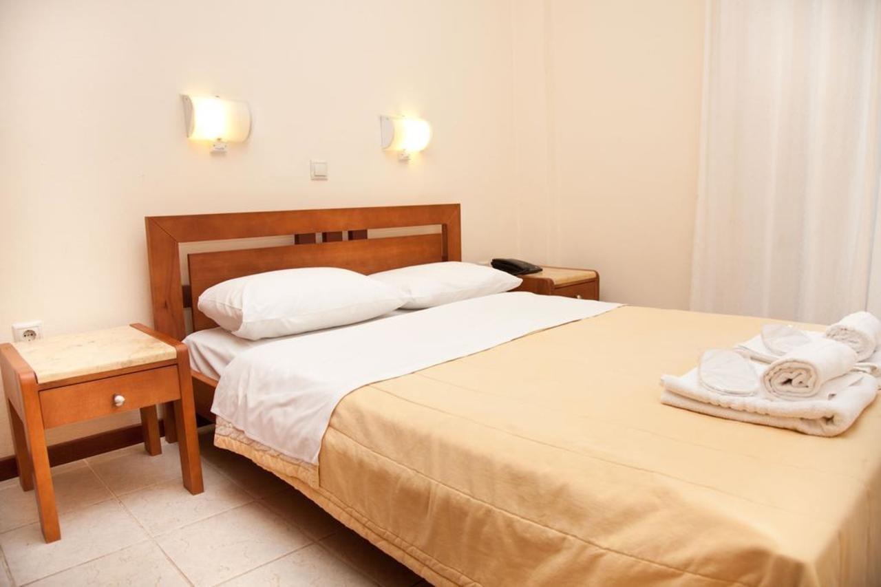 Akroyali Hotel & Villas Messinia Экстерьер фото