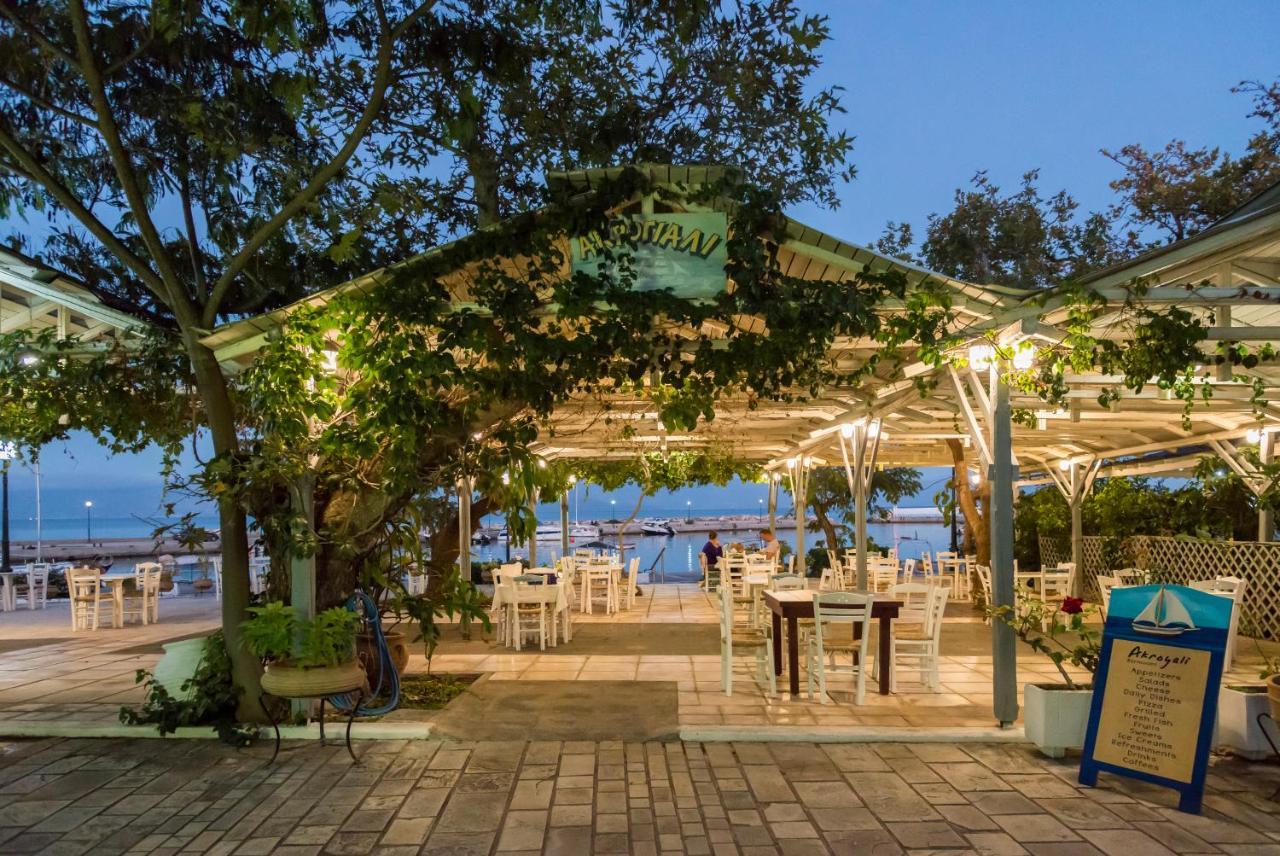 Akroyali Hotel & Villas Messinia Экстерьер фото