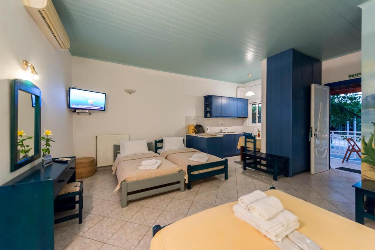 Akroyali Hotel & Villas Messinia Экстерьер фото