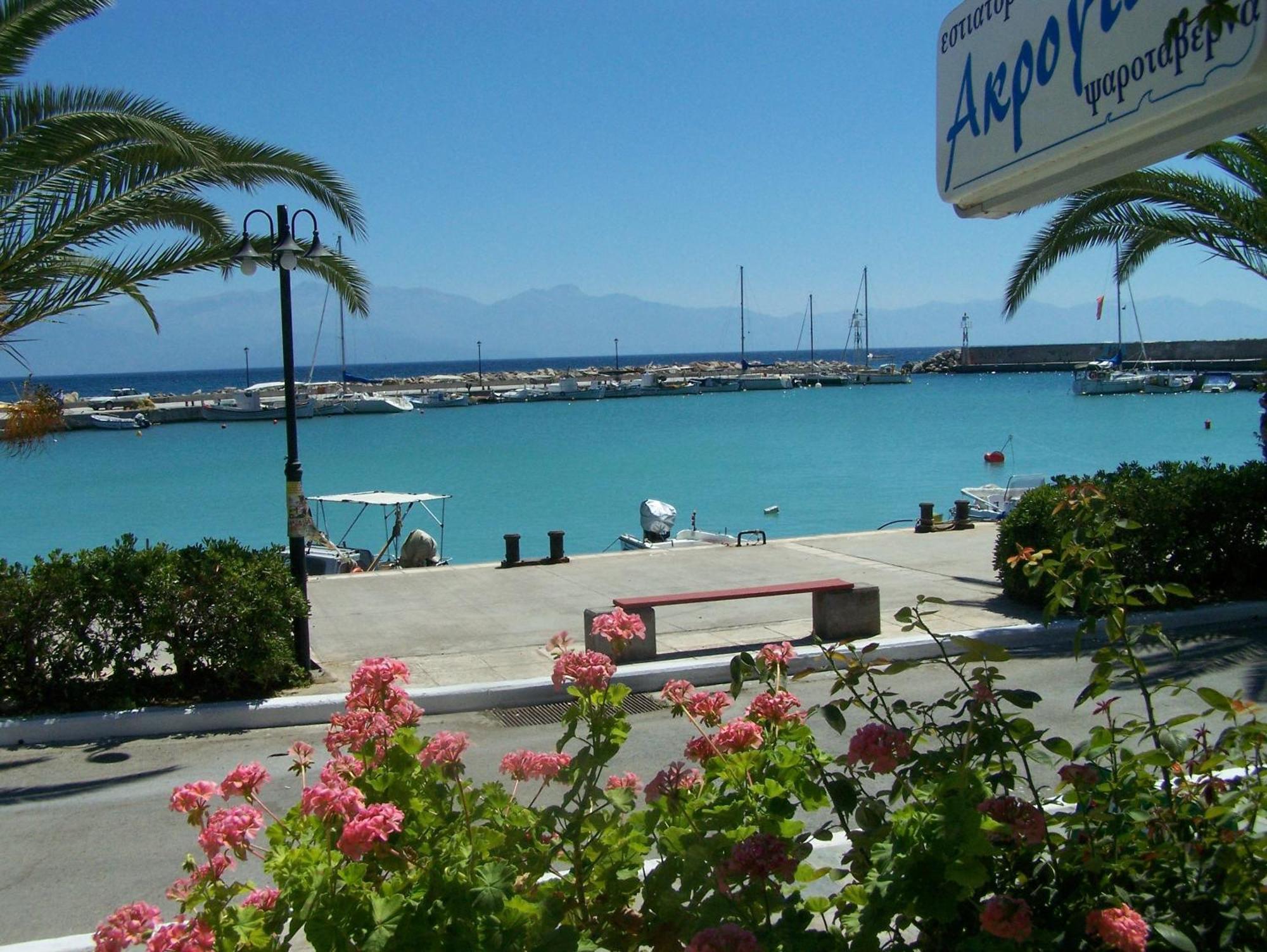 Akroyali Hotel & Villas Messinia Экстерьер фото