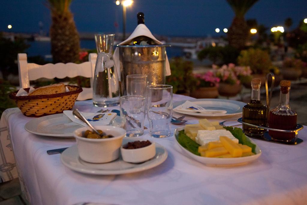 Akroyali Hotel & Villas Messinia Экстерьер фото