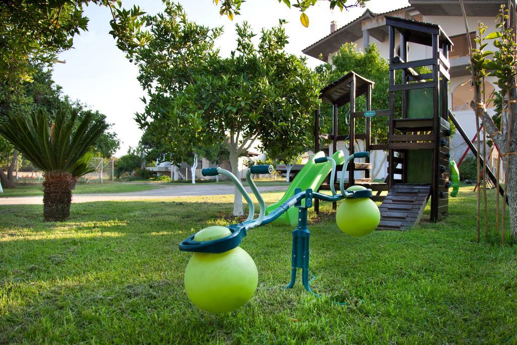 Akroyali Hotel & Villas Messinia Экстерьер фото