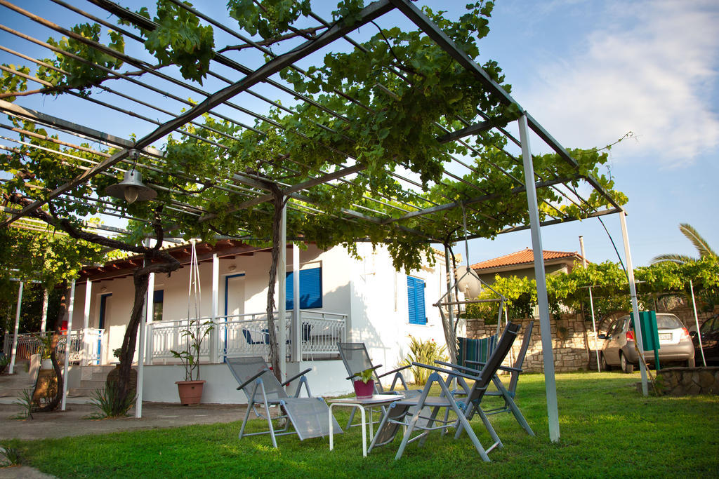 Akroyali Hotel & Villas Messinia Экстерьер фото