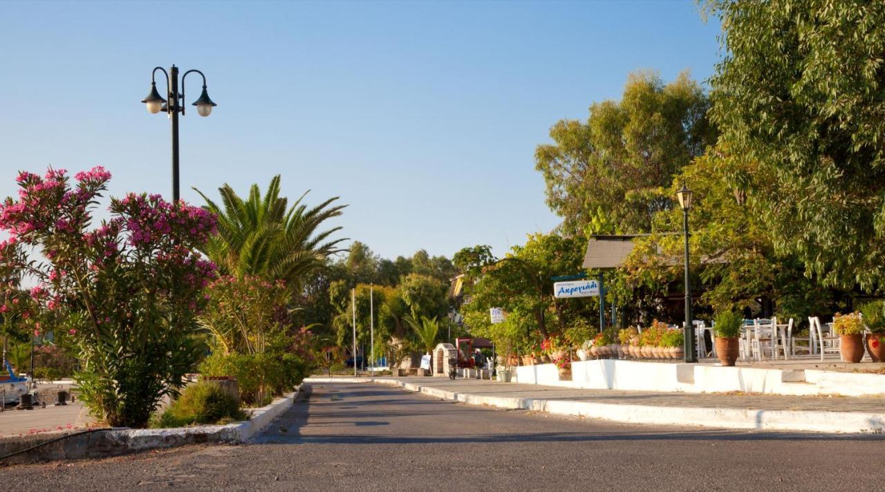 Akroyali Hotel & Villas Messinia Экстерьер фото